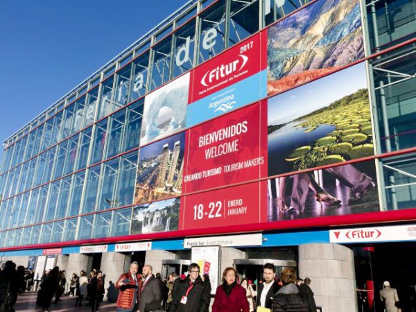 Fitur 2017